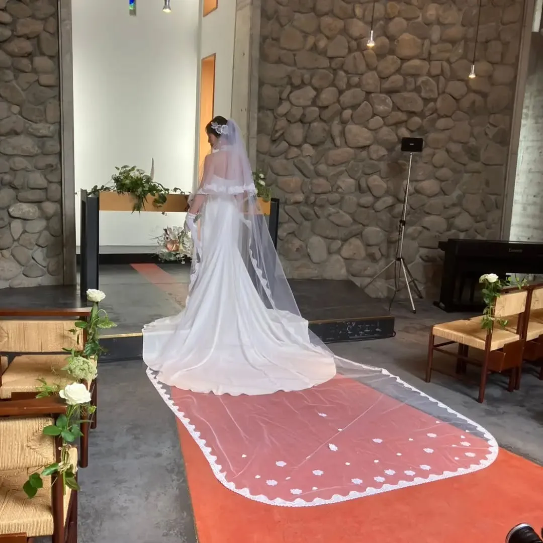 とてもお洒落…スレンダーなドレスがお似合いでした。